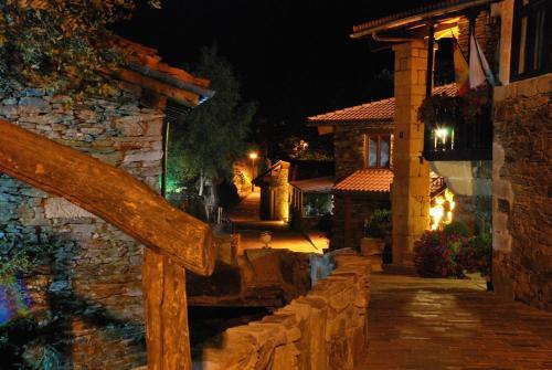 Aldea Couso Rural Hotel Sarreaus Exterior photo